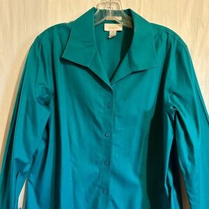 2 Chico’s jade green No Iron All Season button blouse